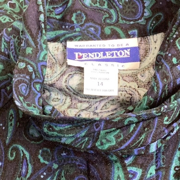 Pendleton Women’s Size 14 Paisley Button Down Long Sleeve Blouse. - Picture 6 of 10